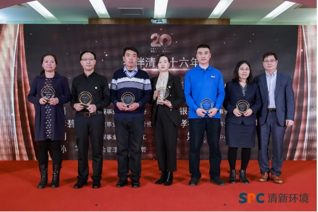 1640937809879823.jpg 19e76c04d52836f4784515c36c2c5e2f.jpg